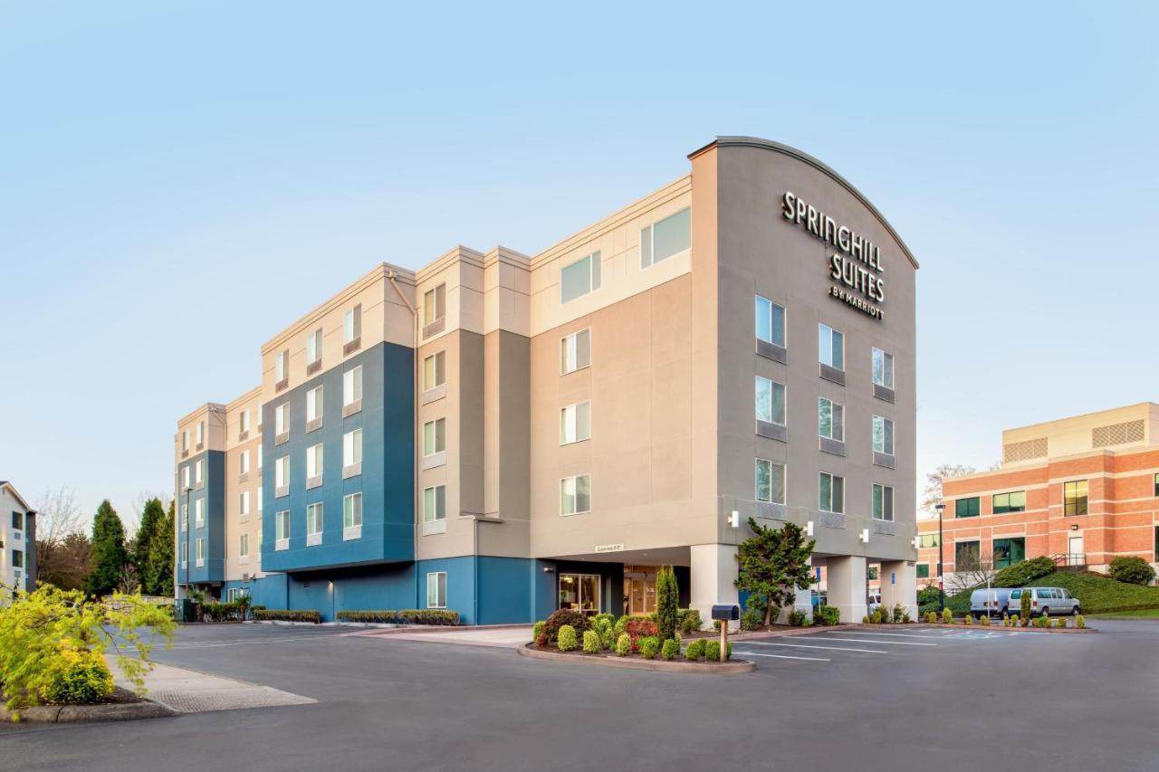 Hotel Springhill Airport 3*