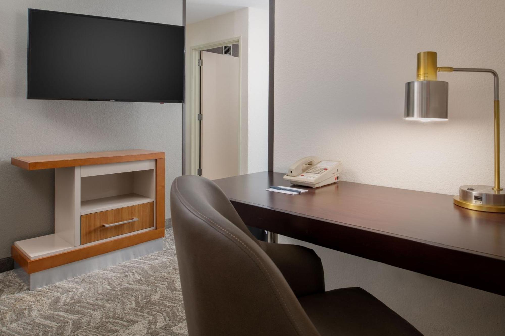 Springhill Airport Hotel