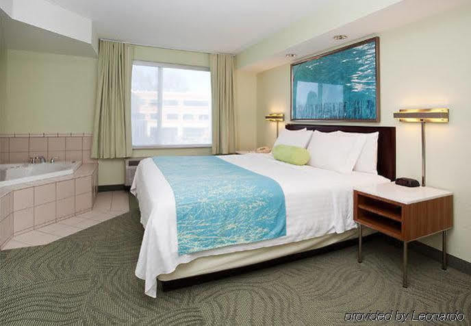 Hotel Springhill Airport 3*